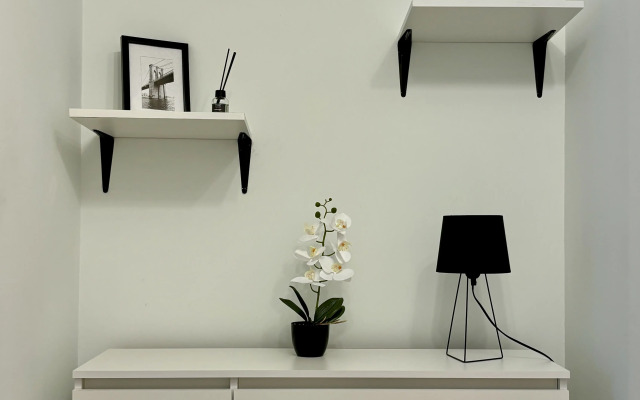 Yarkaya U Parka Shveytsariya Flat