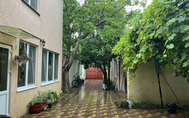 M33 Guest House
