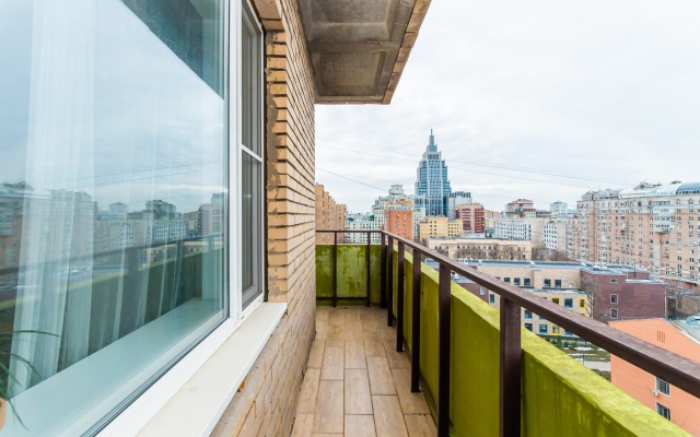 TWO CITIES - Moscow yard Apartments