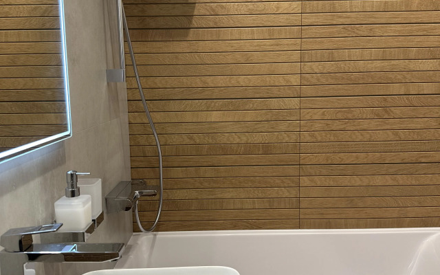 S Sovremennym Remontom i Beskontaktnym Zaseleniem Flat