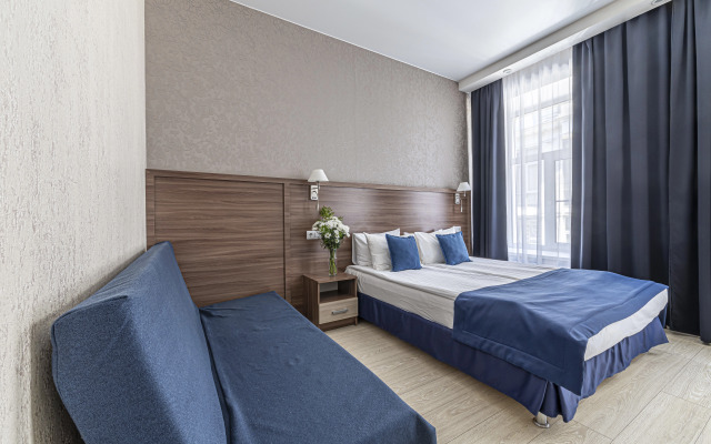 Dynasty Hotel