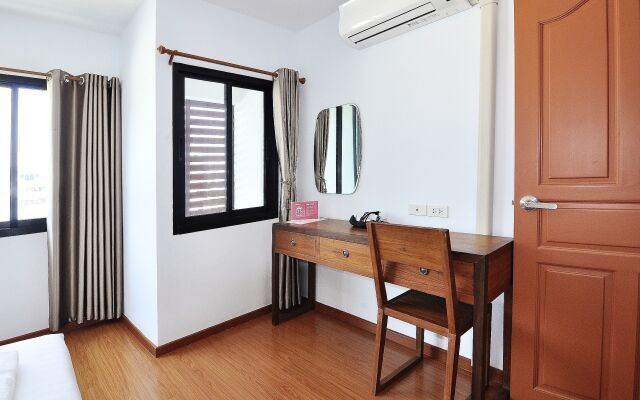ZEN Rooms Suthisan Hotel