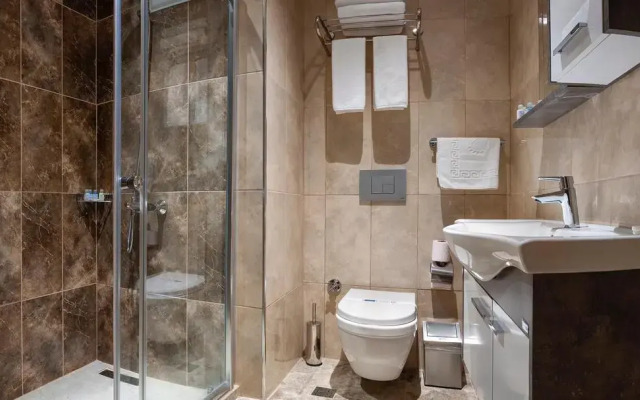 Vitabella Suites Hotel