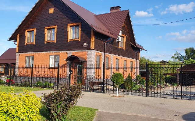 Lyubimy Suzdal Guest House