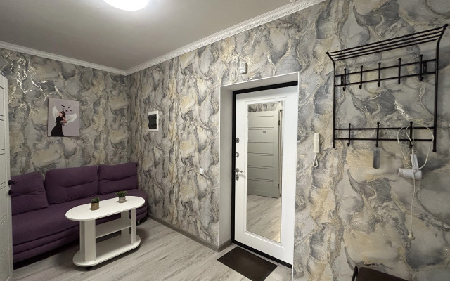 Uyutnaya kvartira v novom dome Flat