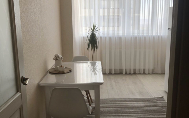 Uyutnaya Kvartira V Tsentre Goroda Zhk Shokolad Flat