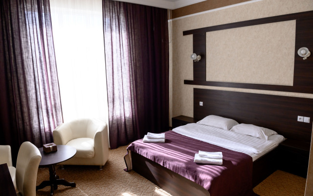 Pride Hotel