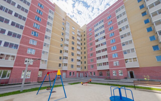 Zhit Khorosho V 10 Minutakh Peshkom Ot Aeroporta Apartments