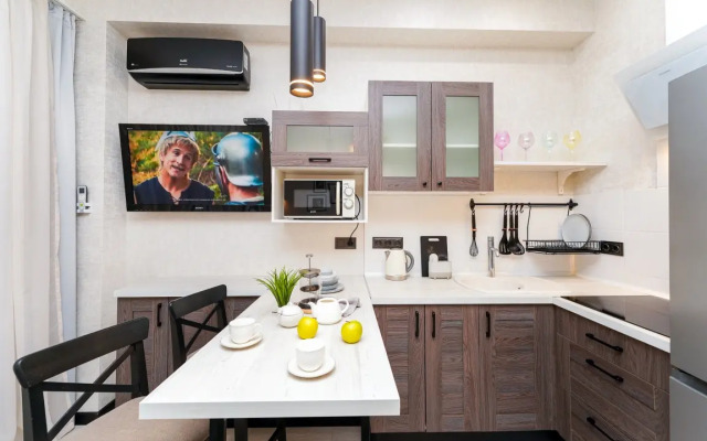 7 Krymskiy Mamayka Apartment