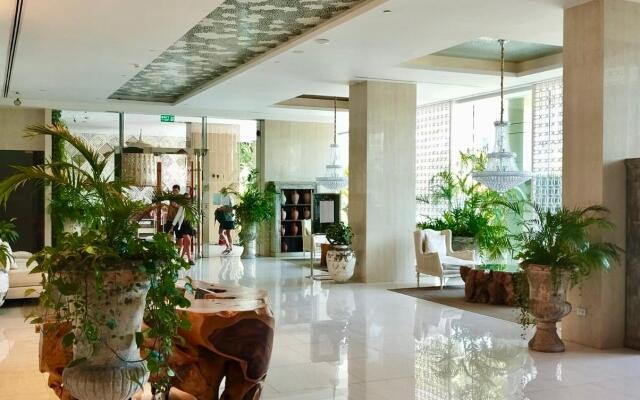 Riviera Wongamat Beach Apartments