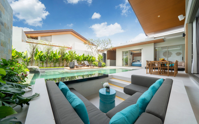 Luxury villa Bangtao with a Tropical Garden Villa