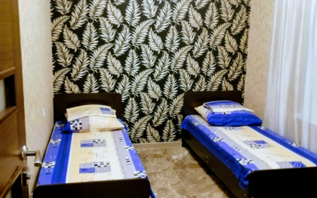 Na Krutoy Guest House