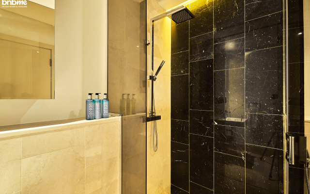 Апартаменты bnbmehomes | Lux Beachfront Getaway on Palm-20412