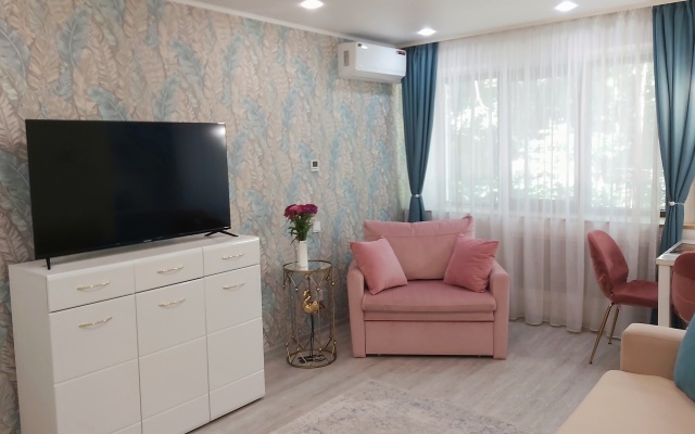 2h komn. Flamingo Kenig Holidays V Centre Na Leninskom Prospekte Apartments