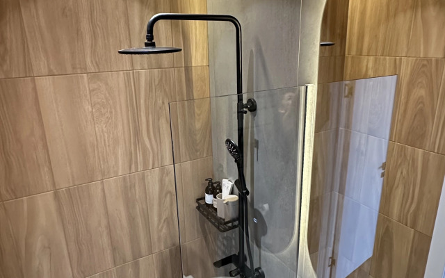 I9.9 Apartments