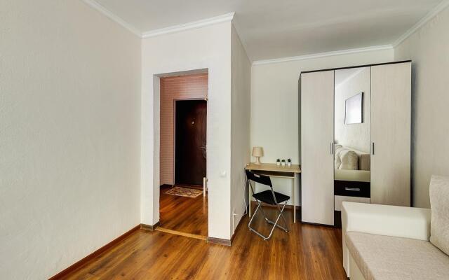 Malyij Peschanyij Pereulok Dom 8 Apartments