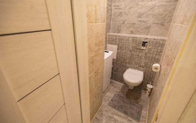 Apartamenty Kaminn Apartments Na Pr-Te Tsiolkovskogo