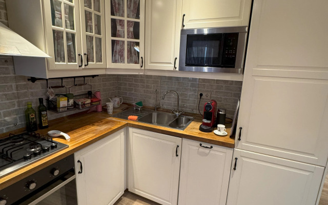 Квартира с отдельным входом у Троицкого Собора