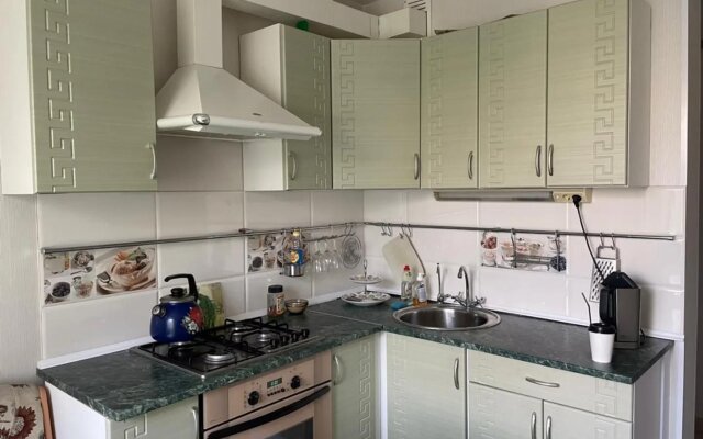 Квартира Трёхкомнатная на Зубковой