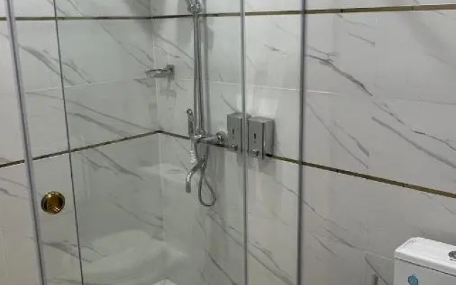 Hotel Aram