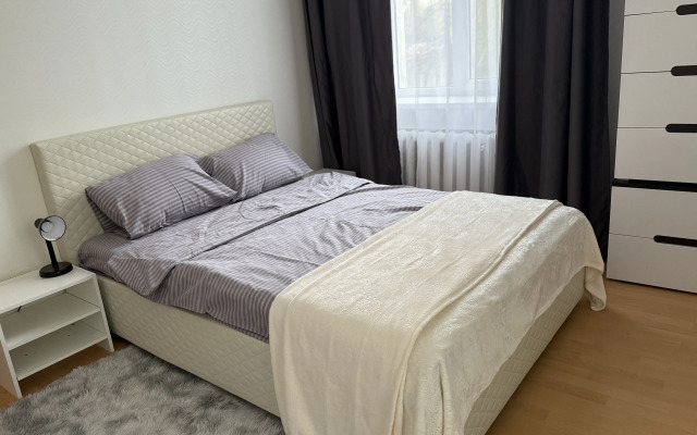 Na Bolshoy Moskovskoy Flat