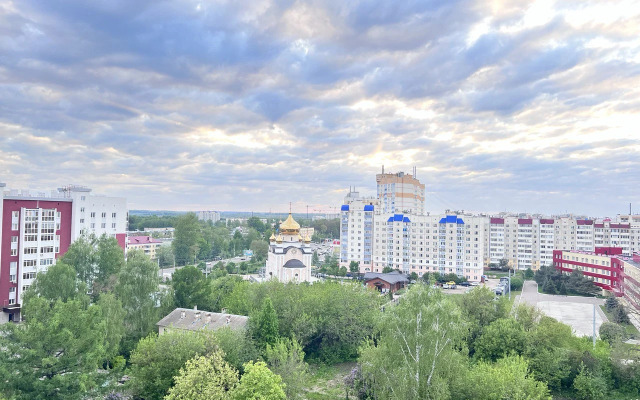 S Novym Sovremennym Remontom Flat