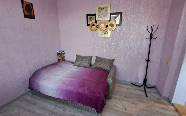 U Kolomenskogo Kremlya Flat