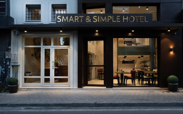Smart and Simple Hotel Karakoy