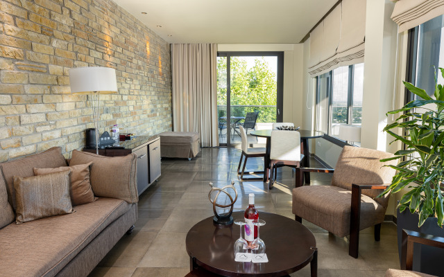 Ananti Resort & Spa Hotel