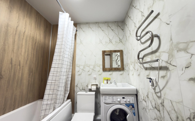 Апартаменты студия, с красивым видом на берегу реки Тура