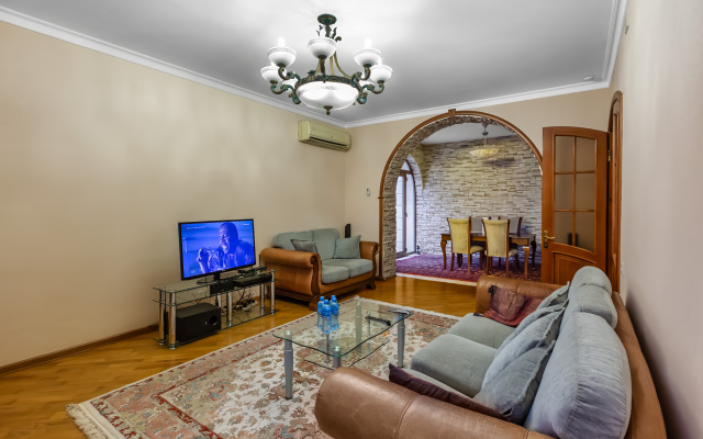 Shur Duplex Villa In Old City, Villa