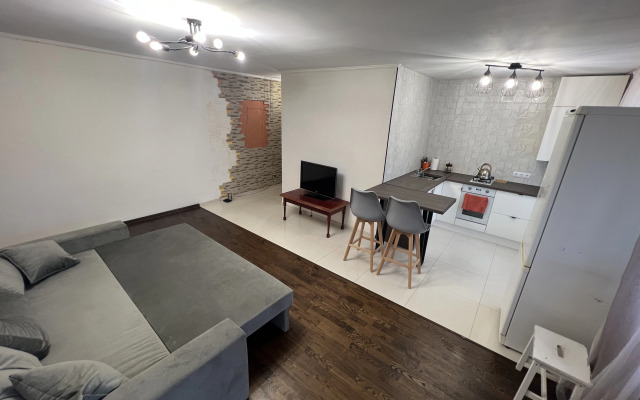 V Tsentre Goroda Flat