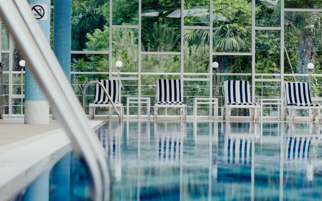 Amra Park Hotel & Spa