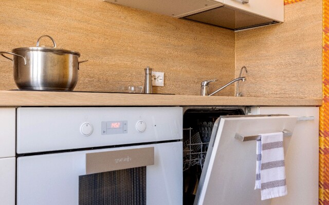 Квартира Семейная 2-х комнатная Туристская 23/4