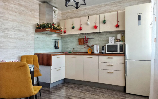 Апартаменты Rise and Shine 33 Mikrorayon