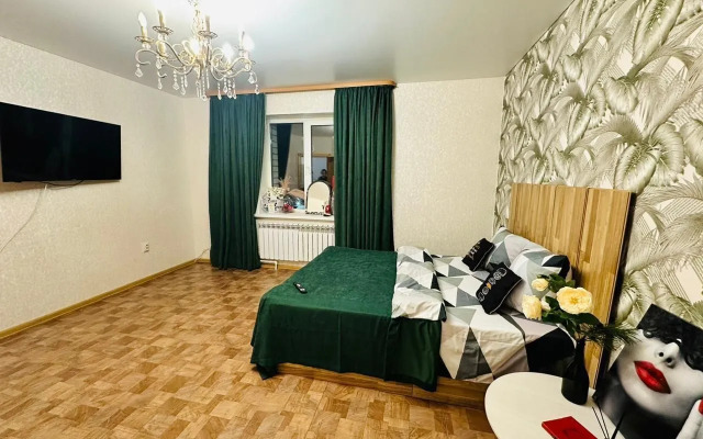 Uyutnaya Trekhkomnatnaya Flat