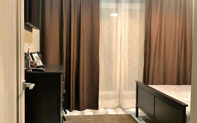 Na Chekhova 8/2 Apartments