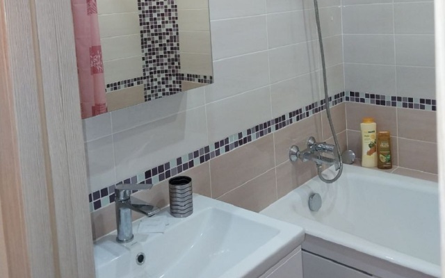 Apartamenty Komfort Na Studenetskoy, 8a