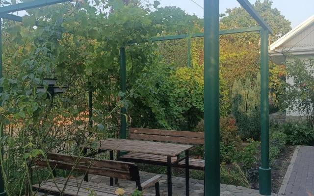 Dva Yasenya Guest house
