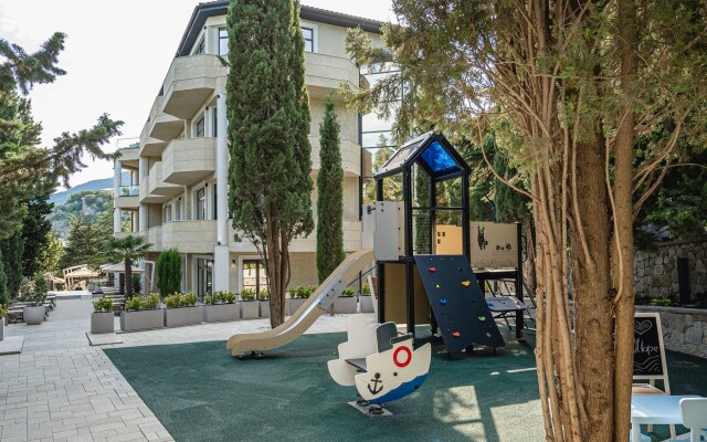 Ore More Boutique Hotel