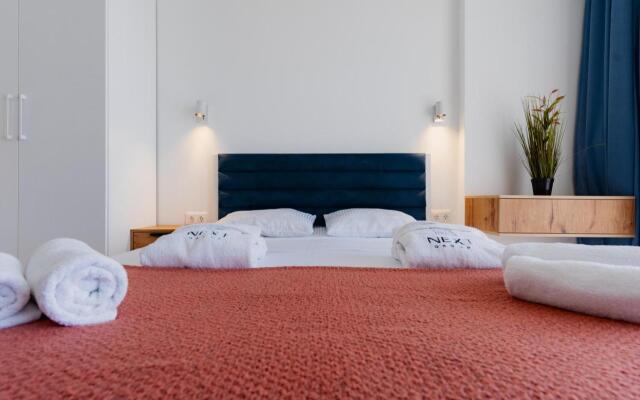 Next Orange Aparthotel Official