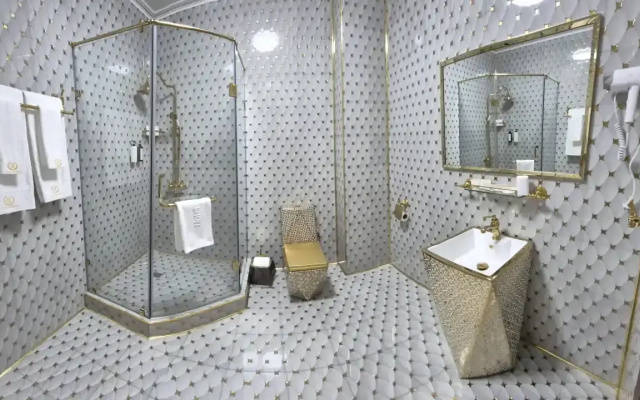 Отель Madonna SPA 