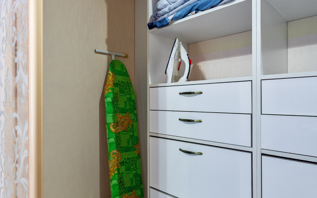 Апартаменты шикарная двушка на улице Федора Полетаева