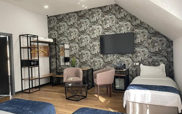 Отель Alpha Plaza