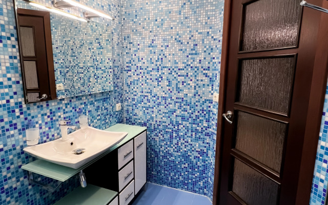 Квартира 3-комнатная на Баумана 12