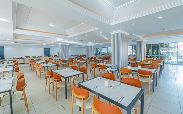 Pyxis Point Hotel - All Inclusive