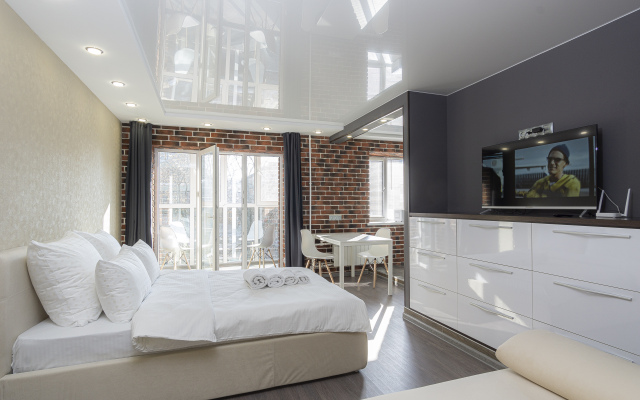 Апартаменты Студия у площади труда