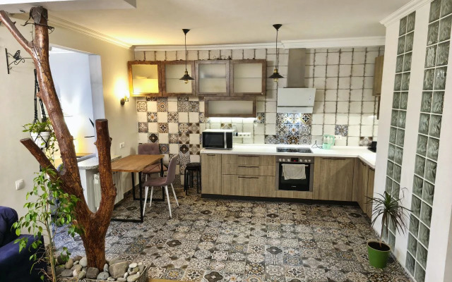 Апартаменты Студия с камином, деревом и видом на реку