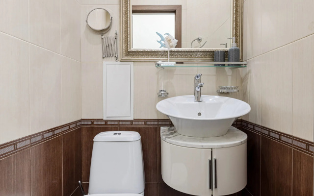 4kh Komnatnye Ryadom S Rivyeroy Apartments