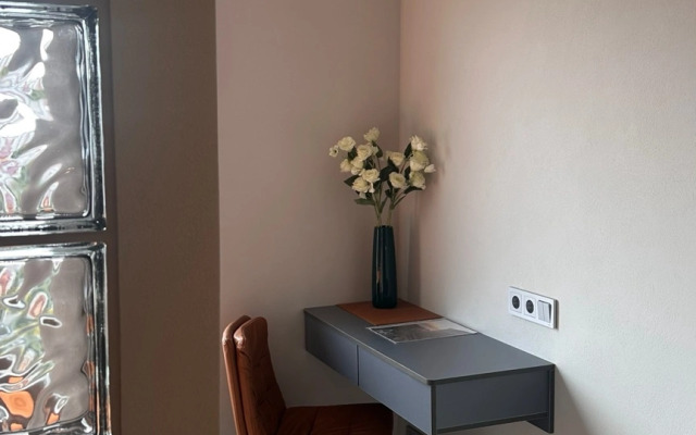 Апартаменты Table bed love apart